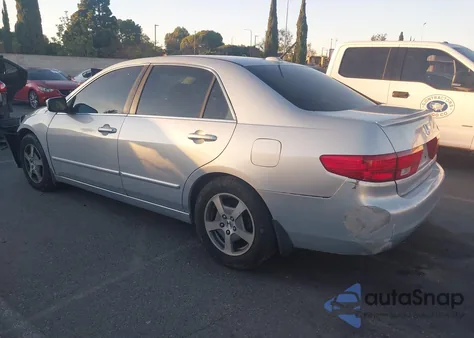 2005 Honda Accord Hybrid Ima from USA, damaged, VIN JHMCN36595C002739